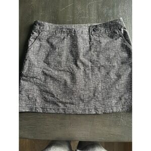 AVIA Golf Skort Womens‎ Size Medium Easy Care Quick Dry Poly Nylon Grey Black